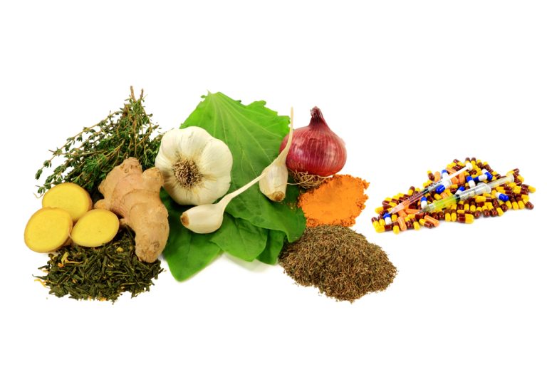 Alimentos como jengibre, ajo y otras plantas para combatir la tos seca